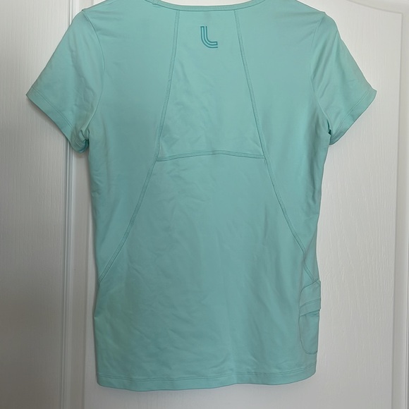 Lole women's training shirt size L baby blue perfect for spring - Picture 4 of 7